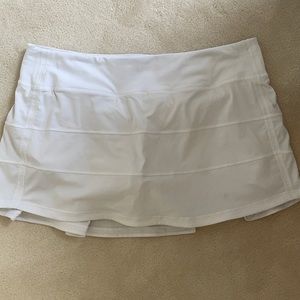 Lululemon pace rival mid rise skirt